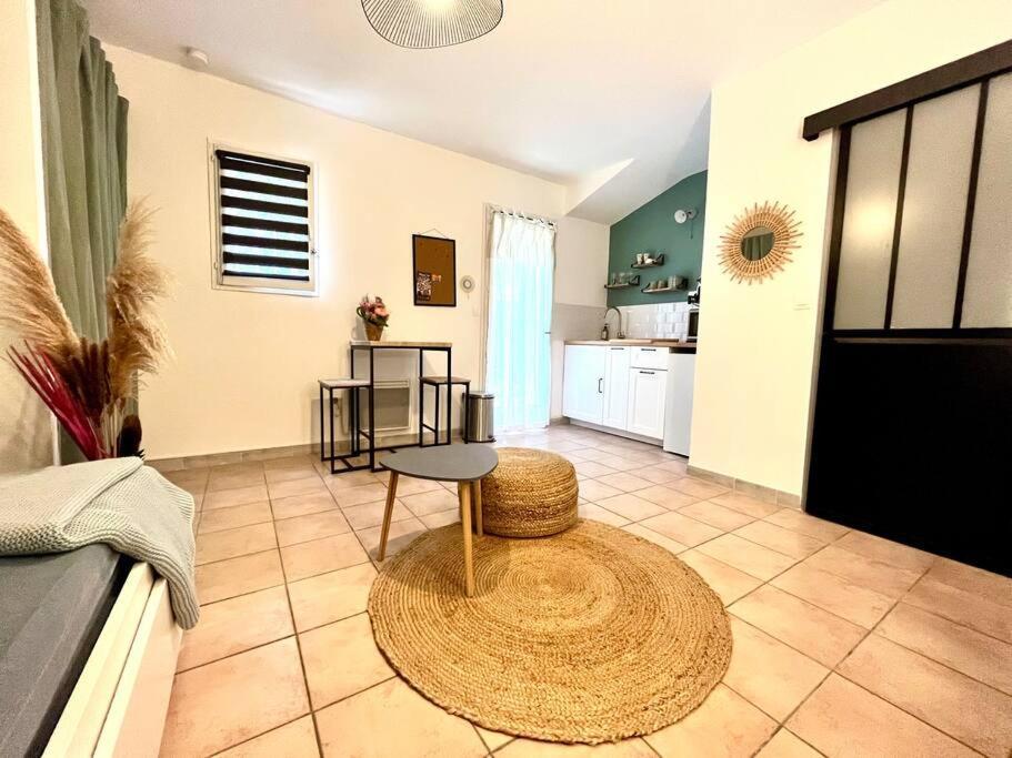 Aix-En-Provence, Cosy Studio Proche Toutes Commodites, Linges Fournis Exteriér fotografie